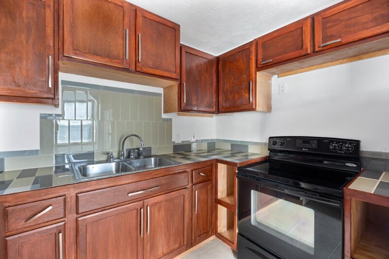 Building Photo - 8949 8th Ave