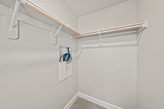 Building Photo - Mountain Views! 3 Bed/2.5 Bath Duplex with Fully Fenced Backyard - Golden Market Lane