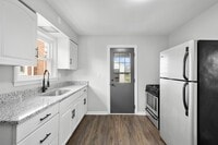 Building Photo - 826 Miller Ave
