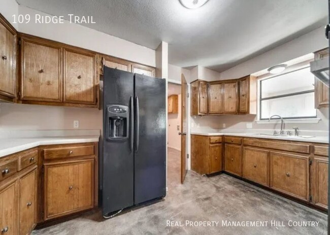 Building Photo - 109 Ridge Trail