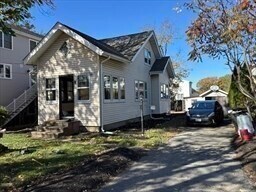 Building Photo - 29 Oval Rd