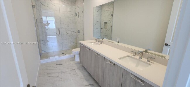 Building Photo - 8314 SW 120th Ter