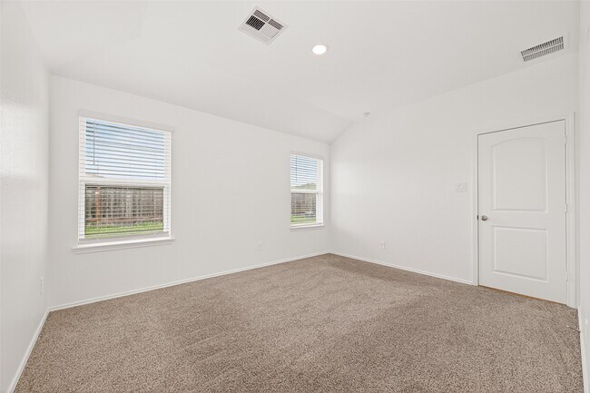 Building Photo - 1710 Legacy Hills Dr