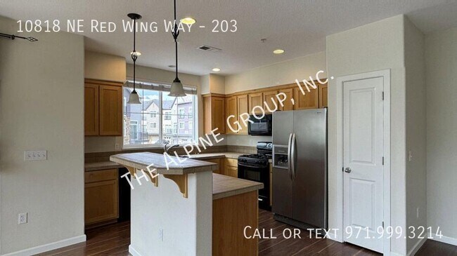 Building Photo - 10818 NE Red Wing Way