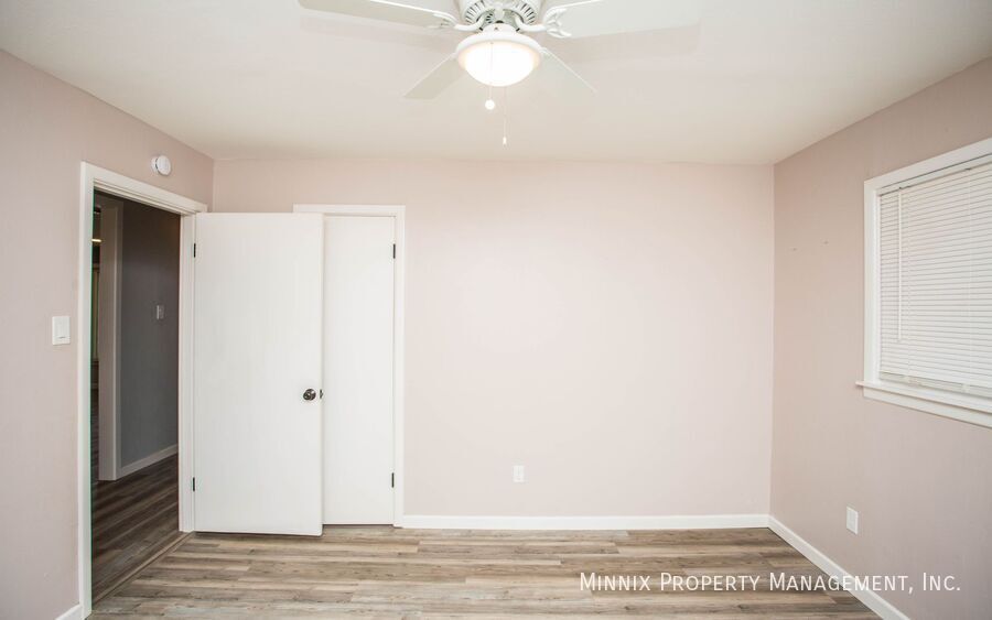 Building Photo - 3111 49th St