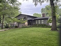 Building Photo - 5902 W 77th Terrace