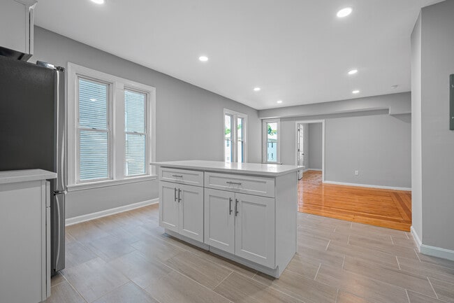 Building Photo - 155 Eastern Ave