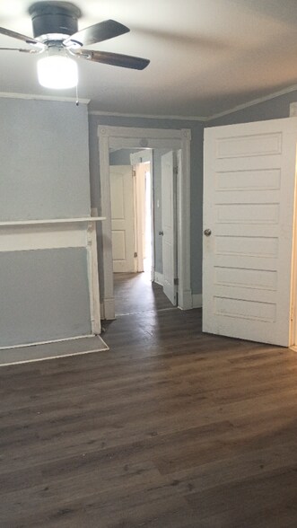 Building Photo - 3710 Napier Ave