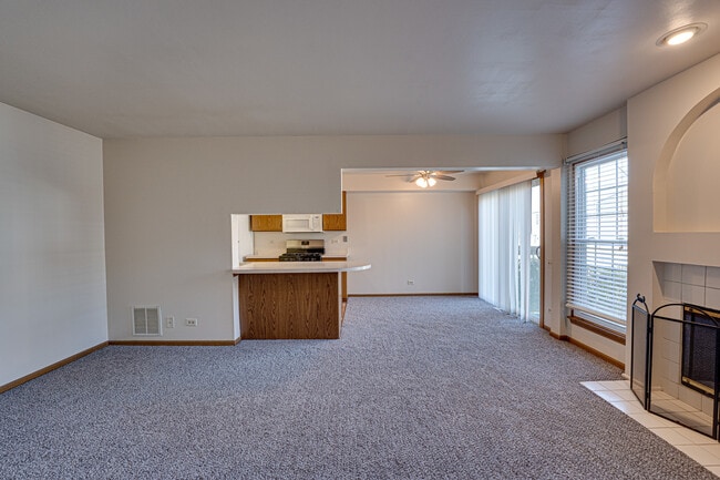 Building Photo - 196 Park Ridge Ln