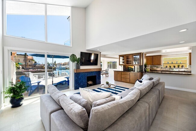 Building Photo - 3810WH - The Hemlock Hideaway | 4 Bed 2.5 ...