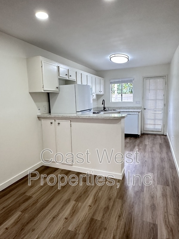 Building Photo - 3539 Roosevelt St