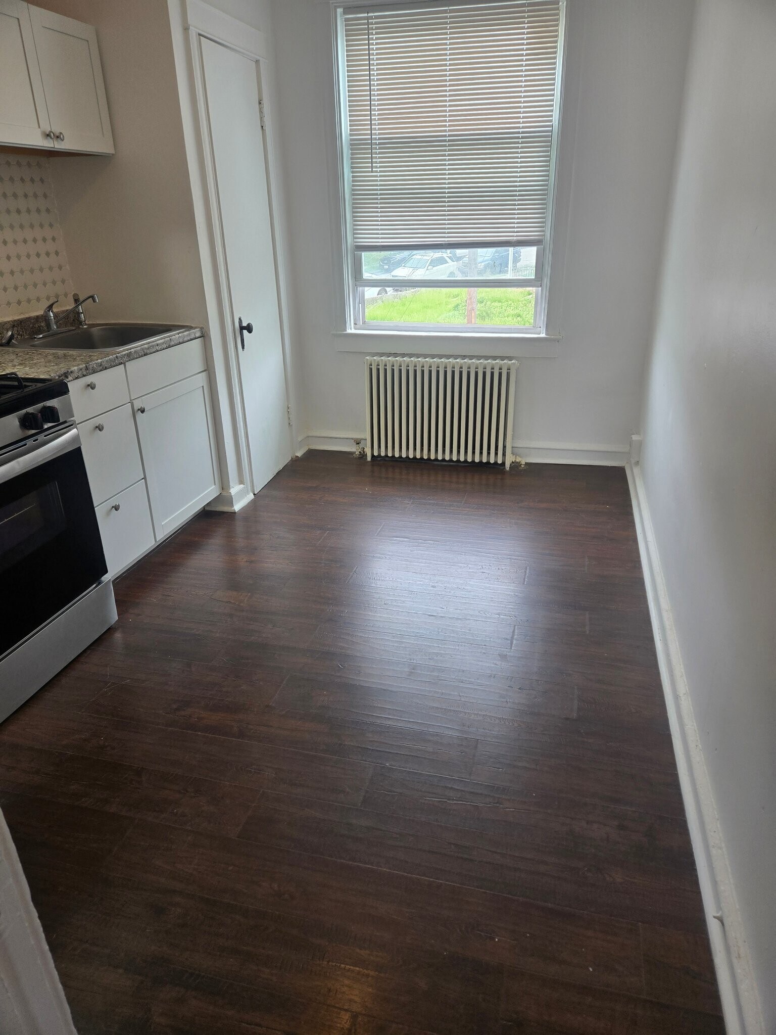 Building Photo - 3613 Erdman Ave