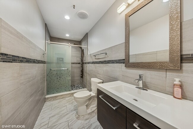 Building Photo - 732 E Oliviabrook Dr