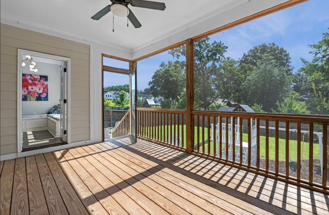 Building Photo - 217 Tumbling River Dr