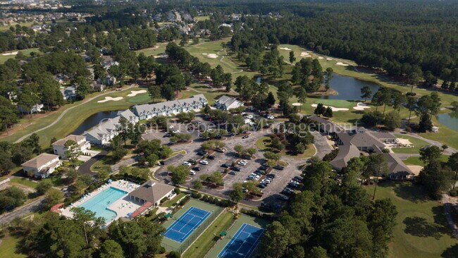 Building Photo - 1010 Winterberry Cir