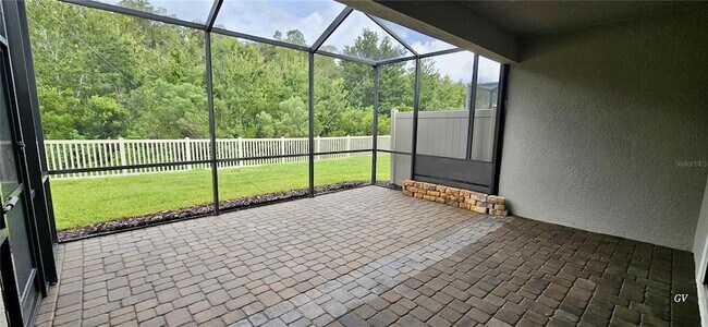 Building Photo - 19379 Hawk Vly Dr