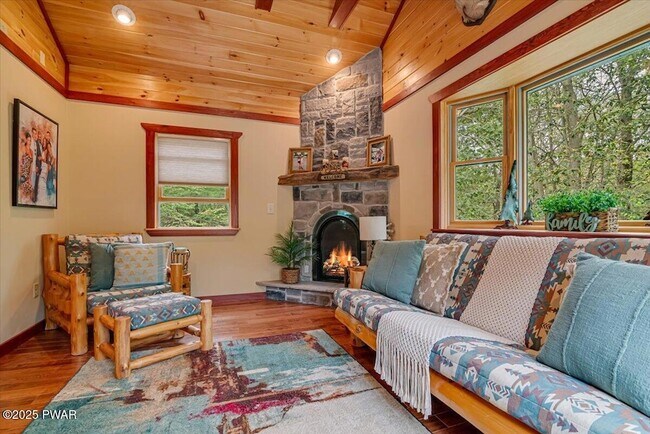 Building Photo - 134 Split Rock Rd