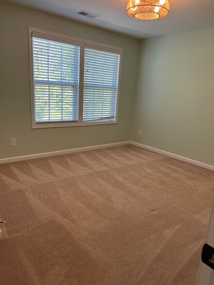 Bedroom - 14005 Wyncrest Dr