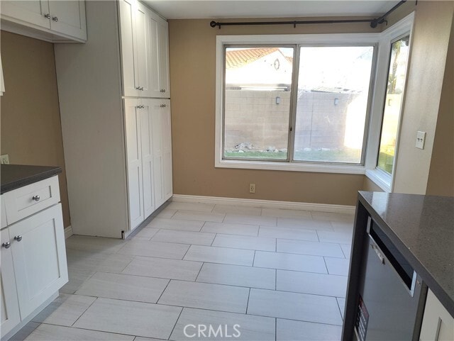 Building Photo - 6953 Saddleback Pl