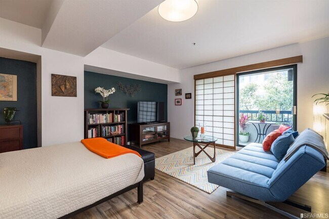 Building Photo - 601 Van Ness Ave