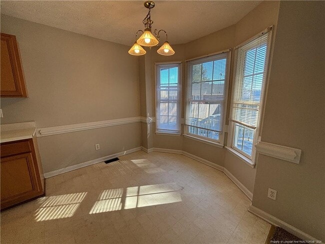 Building Photo - 543 Killeen Rd