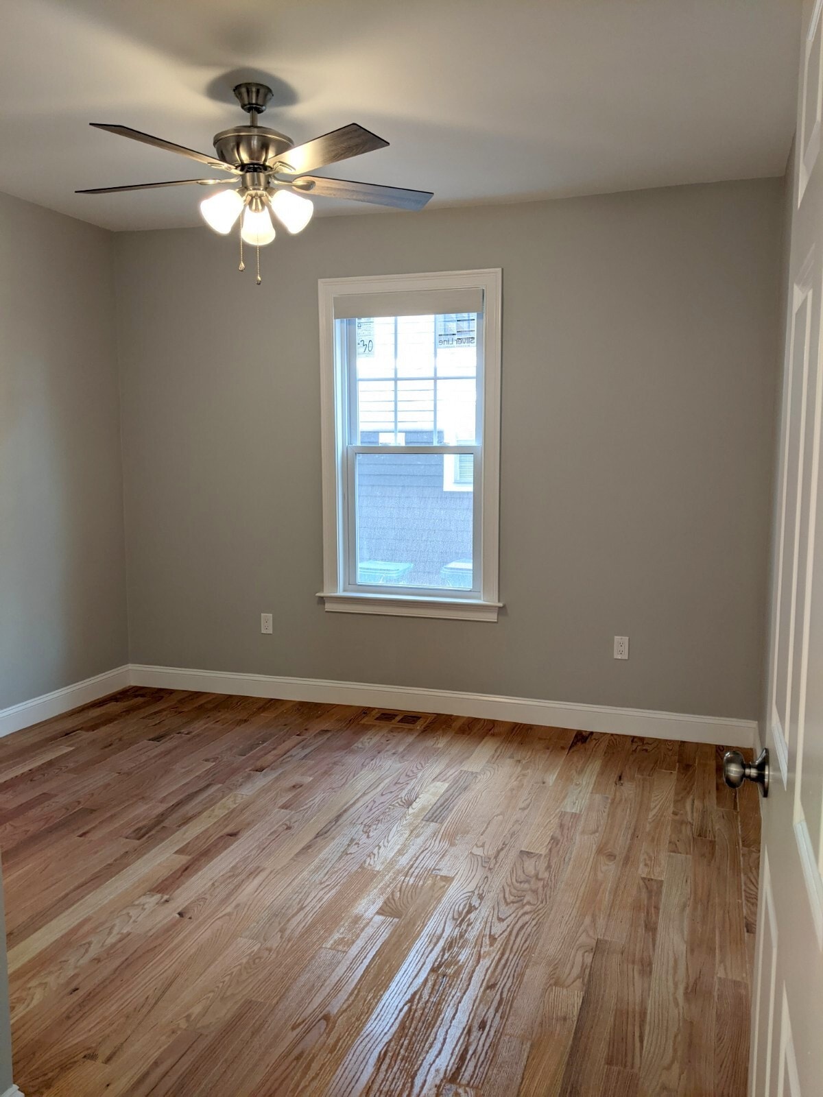 Building Photo - 16 Bowen Ave