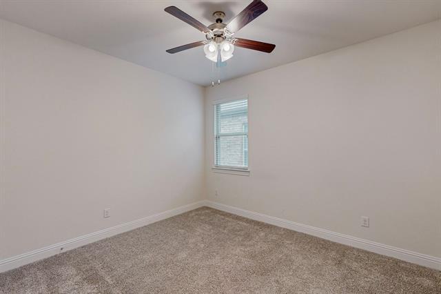 Building Photo - 10925 Klondike Ln