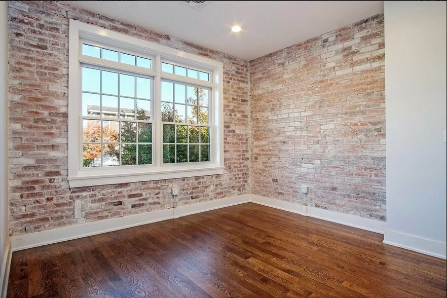 Building Photo - 266 Mamaroneck Ave