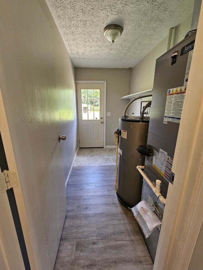 Building Photo - 7779 Cedar Wood Cir