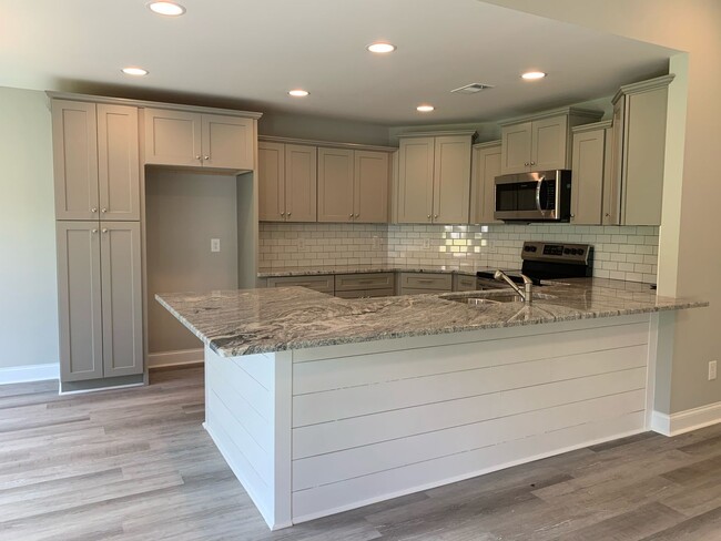 Primary Photo - Beautiful Home Available in Opelika!