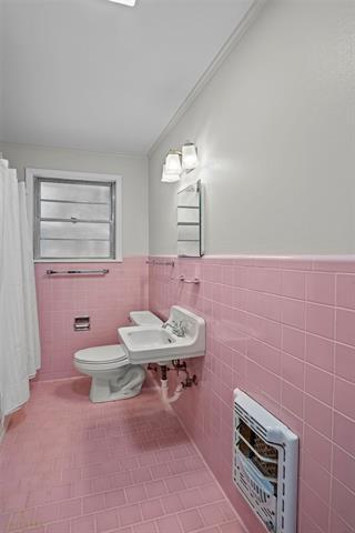 Building Photo - 410 Haynes Ave