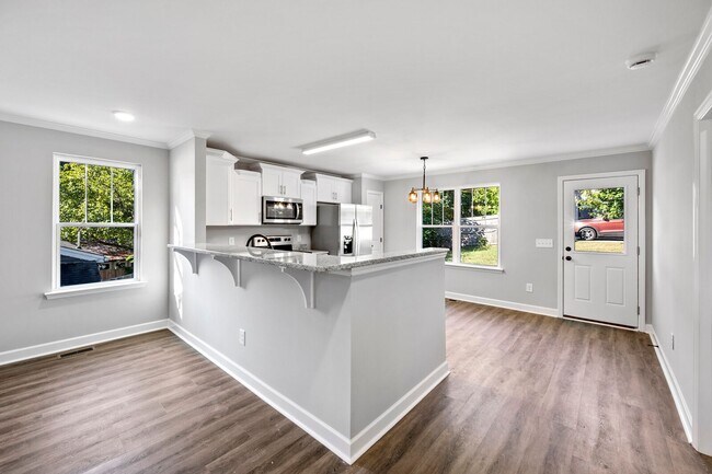 Building Photo - Beautiful Newer Construction Home in Old Hickory – 3 Bed, 2.5 Bath