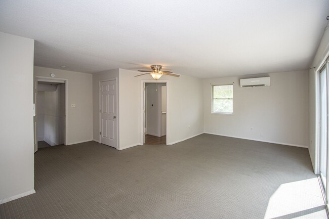 Building Photo - 3 Bed 2 Bath Home Fulton