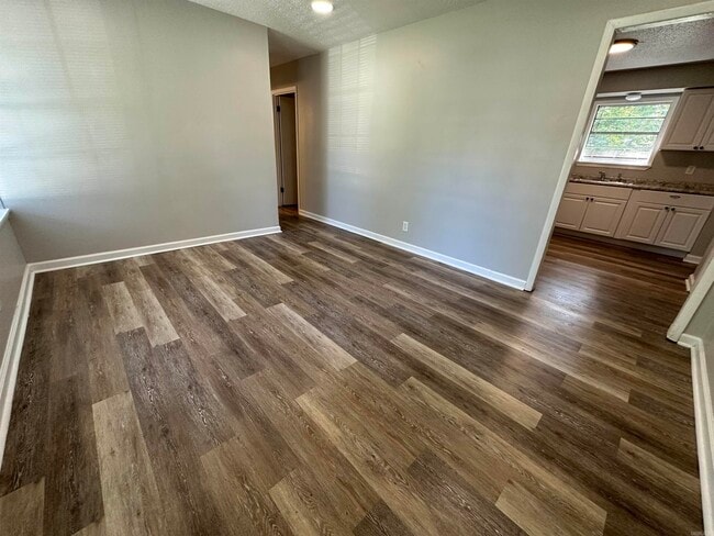 Building Photo - 9010 Tedburn Cir