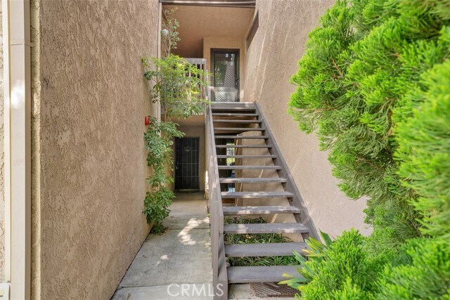 Building Photo - 7890 E Spring St