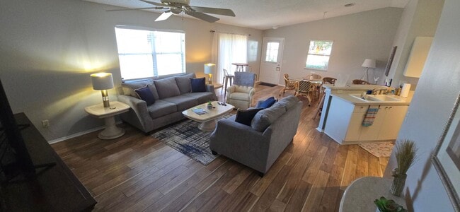 Building Photo - 650 Richland Rd