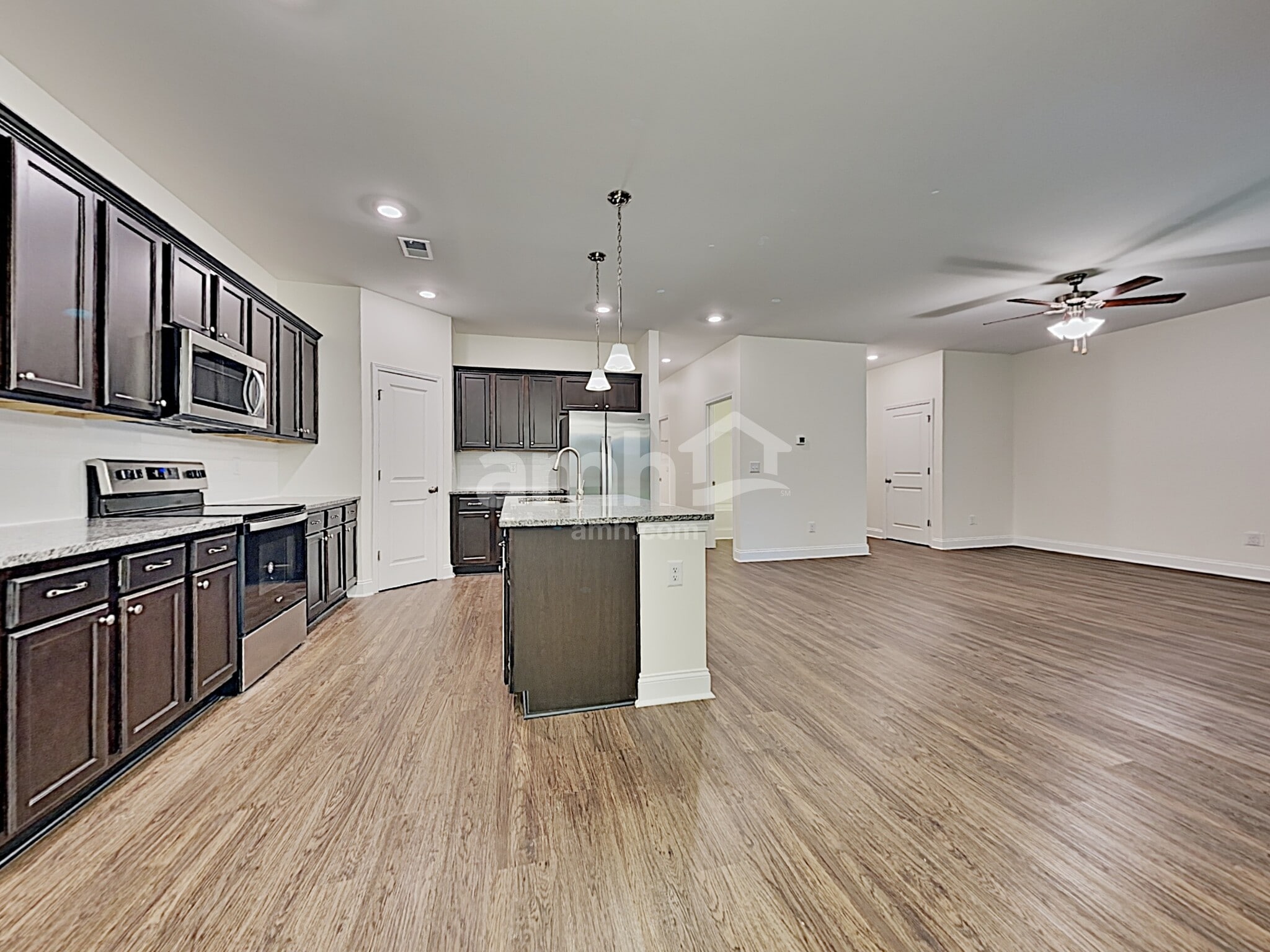 Building Photo - 120 Sweet Gum Dr