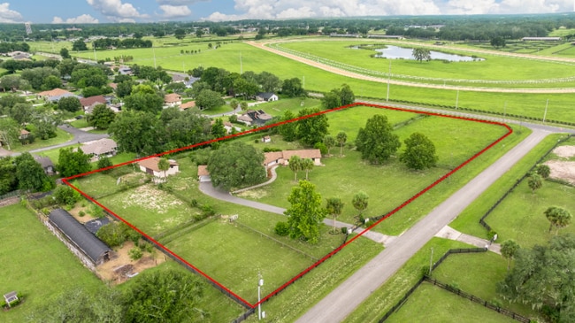 Building Photo - 8094 SW 52nd Ct