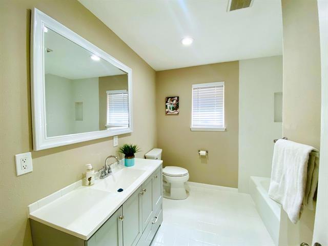 Building Photo - 6554 Ascot Ln