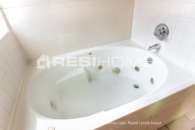 Building Photo - Home for Rent