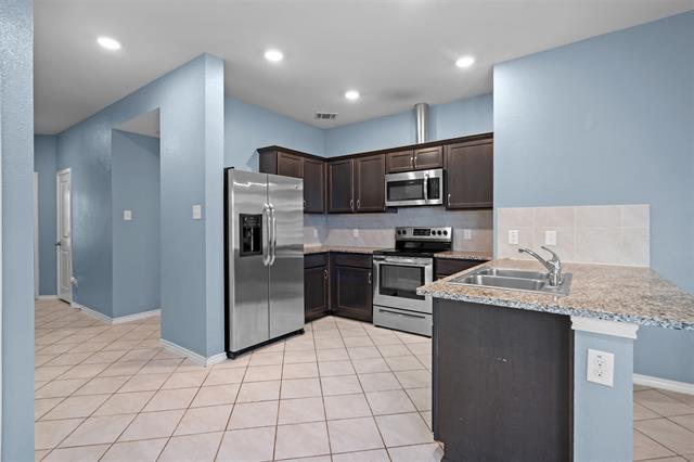 Building Photo - 925 Corbitt Ln