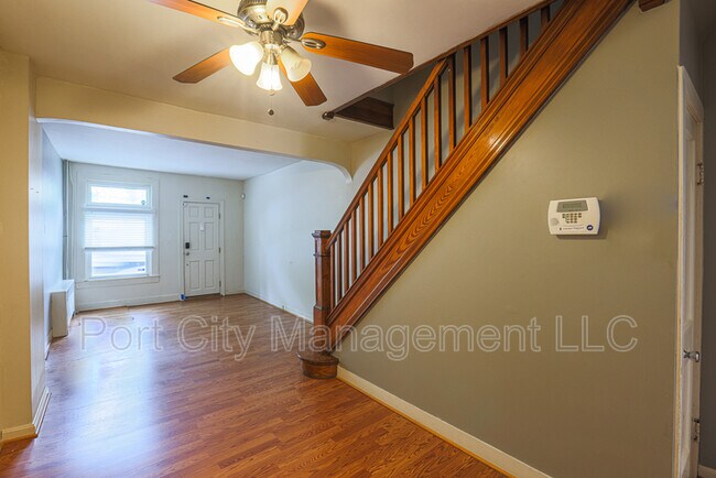 Building Photo - 328 S Collington Ave