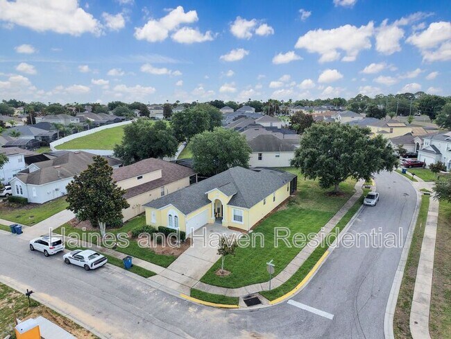 Building Photo - 546 Pineloch Dr