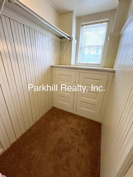 Building Photo - 420 W Pennsylvania Ave