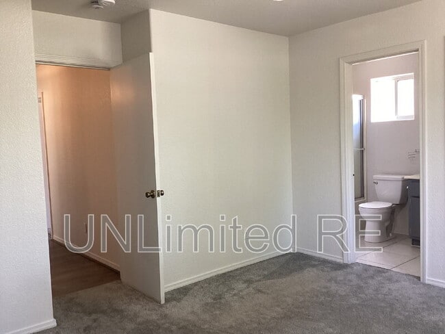 Building Photo - 2819 N Cedar Springs Ln
