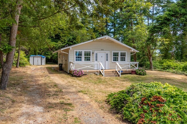 Primary Photo - Recently Remodeled 2 bed 1 bath Home in Si...