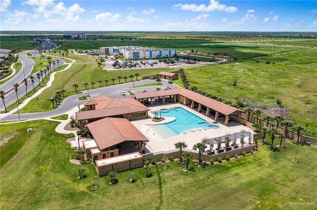 Building Photo - 26 Aqualina Wy