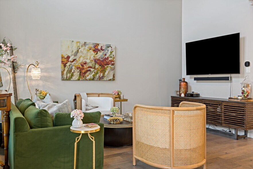 Building Photo - 2749 Starburst Dr
