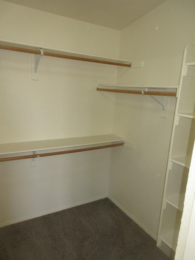 Building Photo - 2111 Corte Del Caballo NW