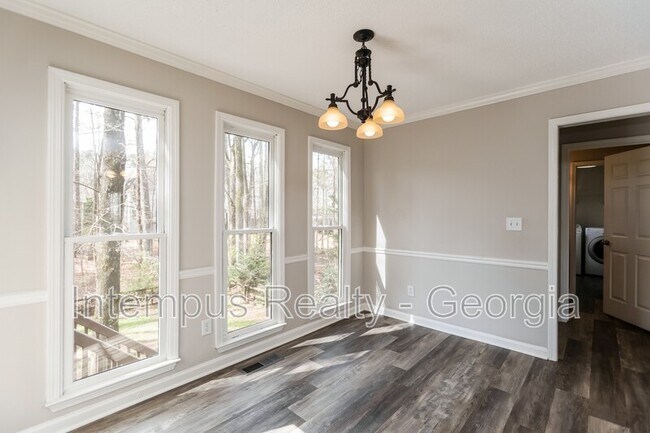 Building Photo - 612 Ridge Crossing Dr